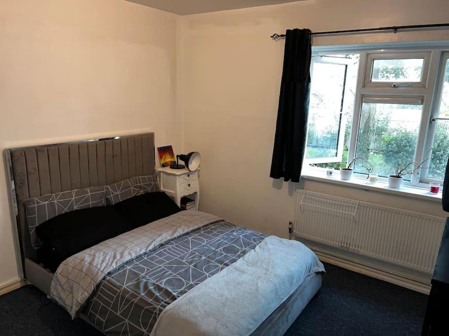 1-Bed Flat With Fast Wi-Fi In Prime Location 15Mins From Central Londres Exterior foto