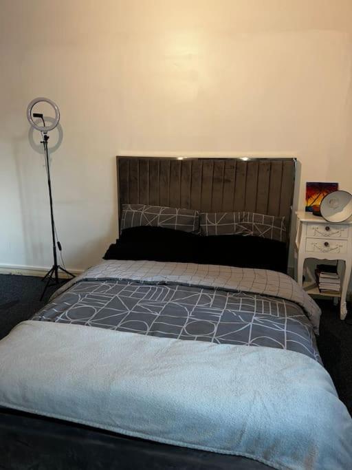 1-Bed Flat With Fast Wi-Fi In Prime Location 15Mins From Central Londres Exterior foto
